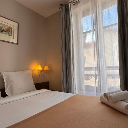 Hotel Paris Vesinet- Logis Hotel Restaurant Ле-Везине Экстерьер фото