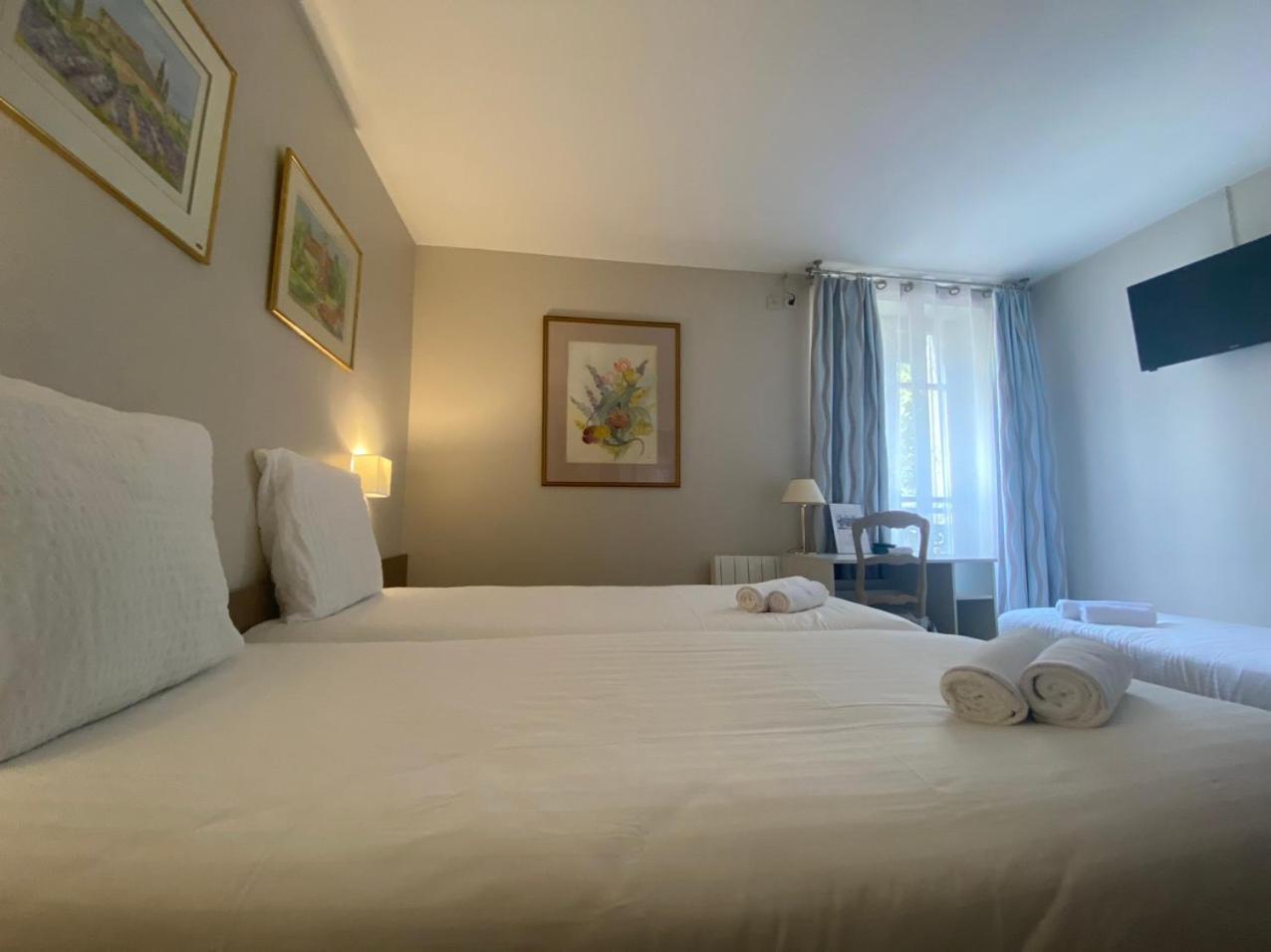 Hotel Paris Vesinet- Logis Hotel Restaurant Ле-Везине Экстерьер фото