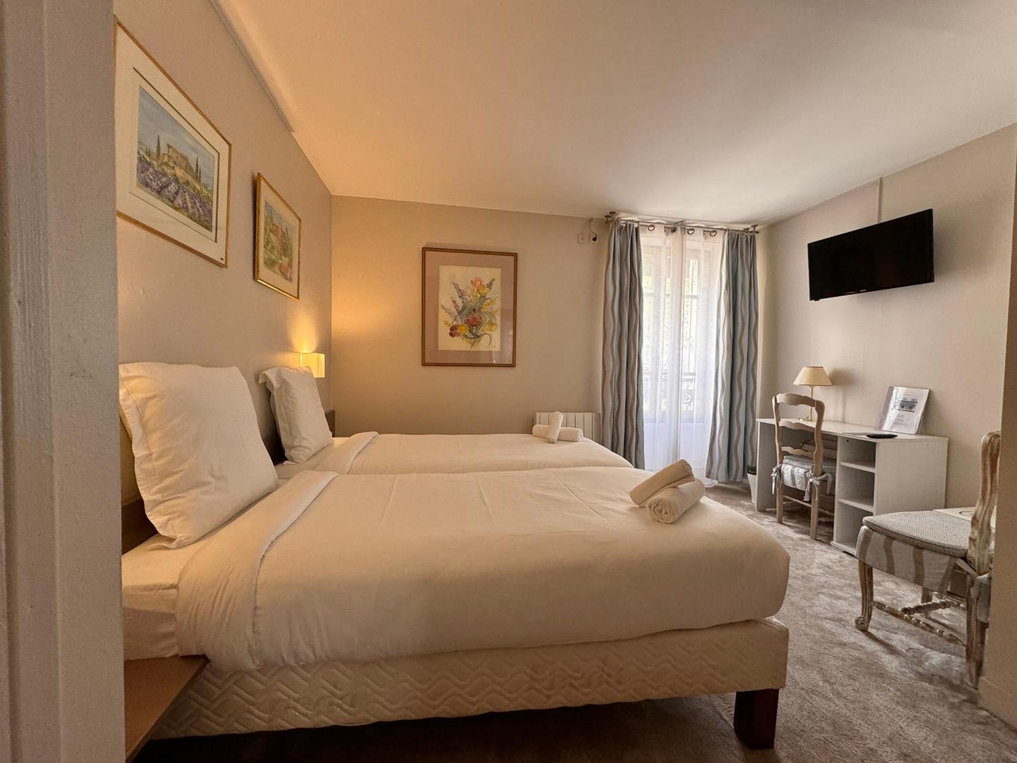 Hotel Paris Vesinet- Logis Hotel Restaurant Ле-Везине Экстерьер фото